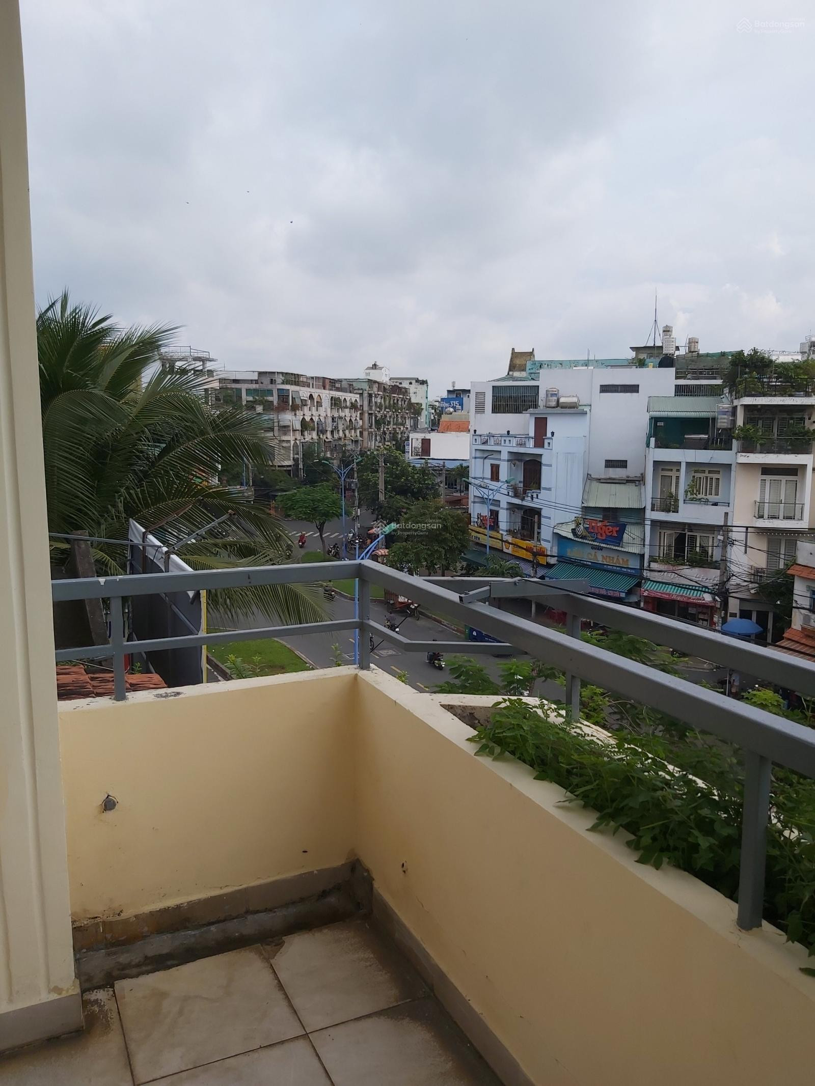 Cho thuê Nguyên Căn MT  Đồng Đen P14.Q Tân Bình .